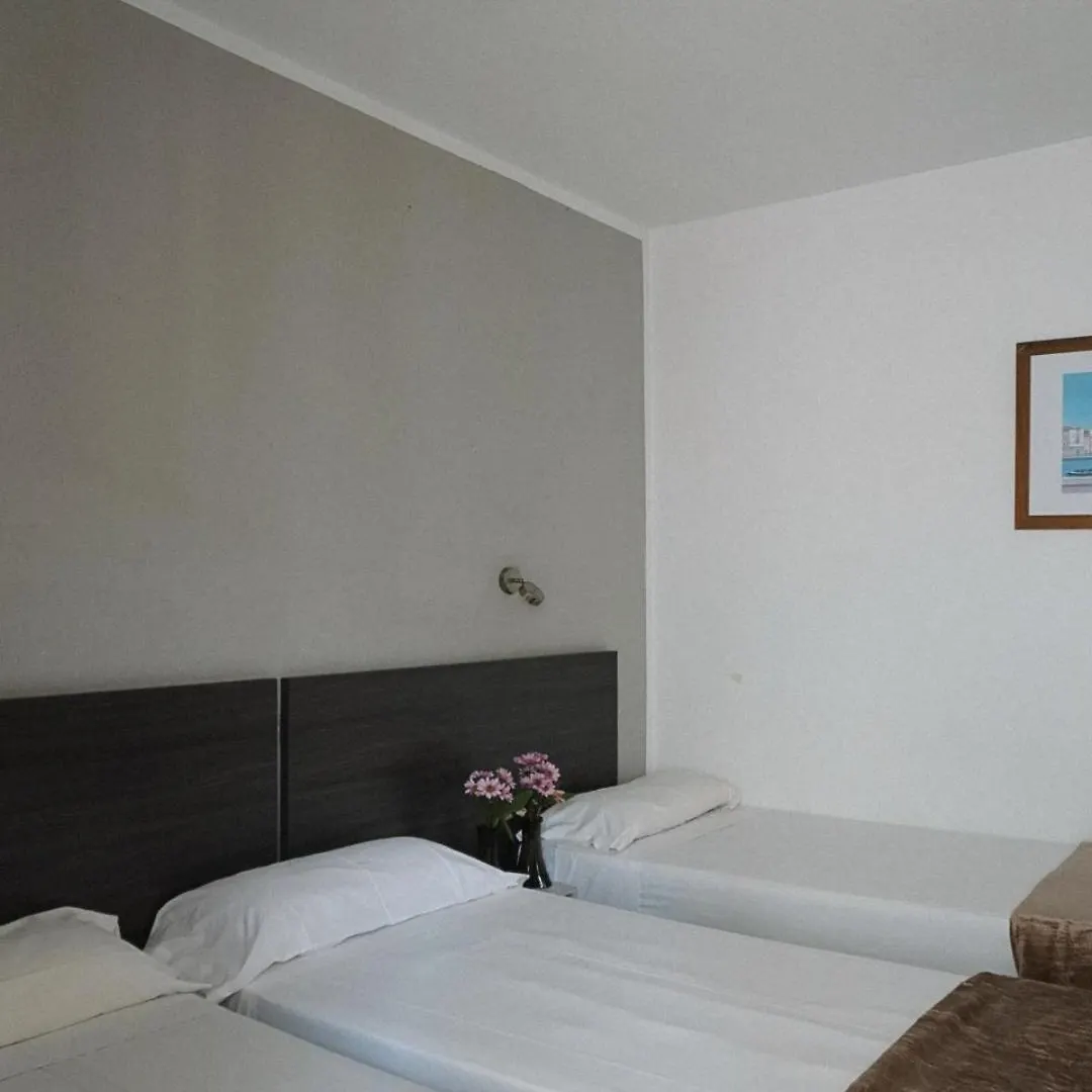 סאלו Hotel Ram Rooms Tahiti